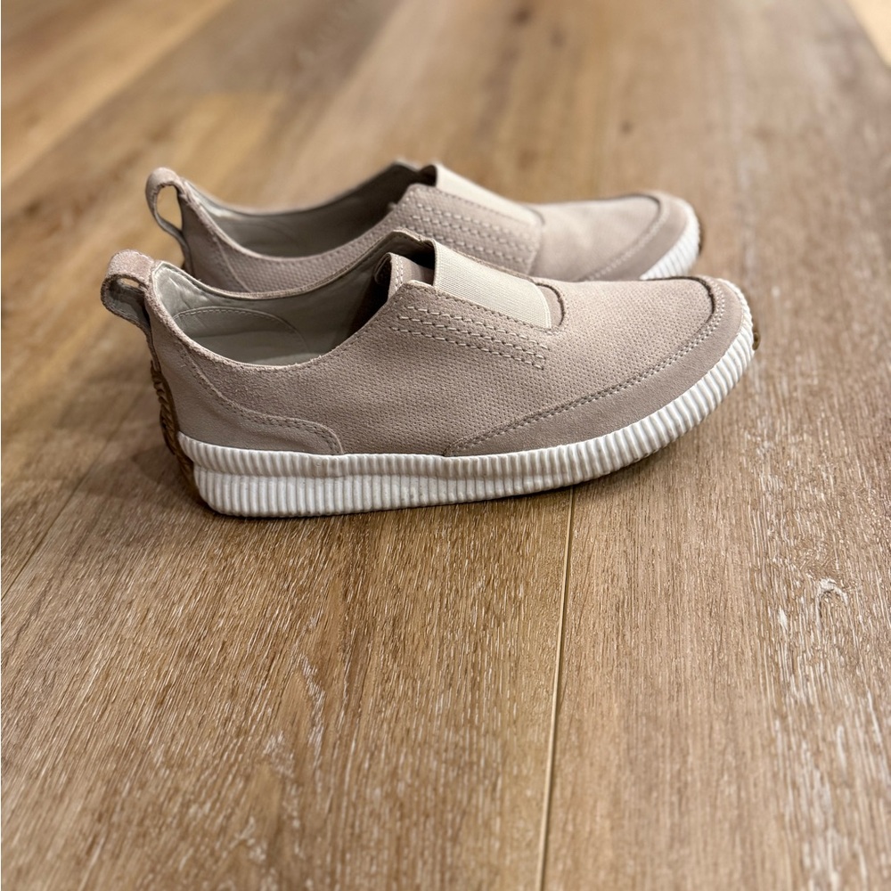 Sorel Beige Slip-On Sneakers